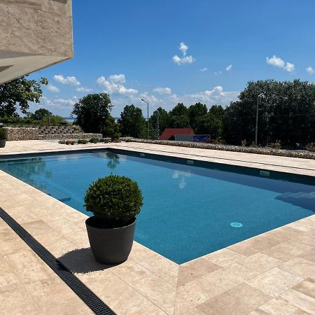 Club Panorama Premium Apartment Alsoors Luaran gambar
