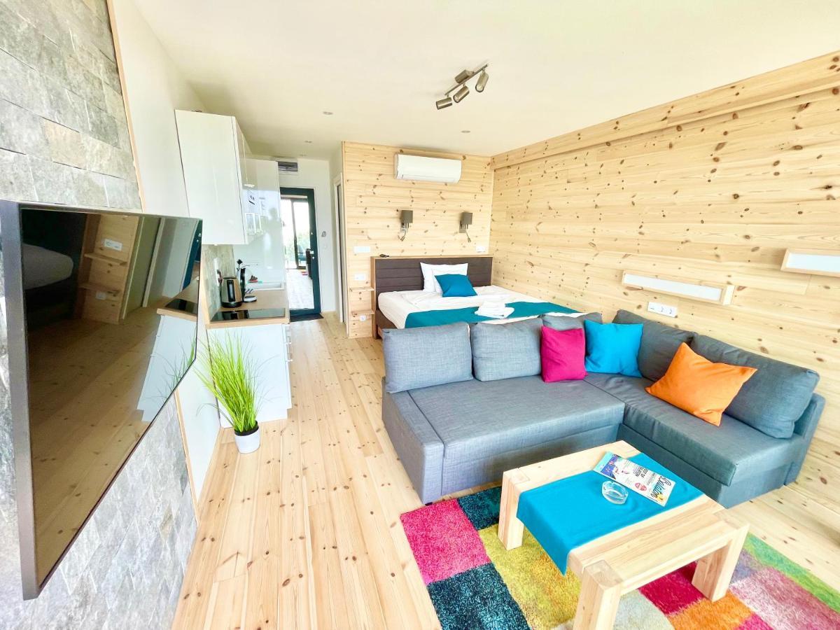 Club Panorama Premium Apartment Alsoors Luaran gambar